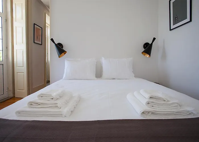 Liiiving In | Secret Balcony *