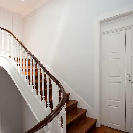 Liiiving In | Secret Balcony *